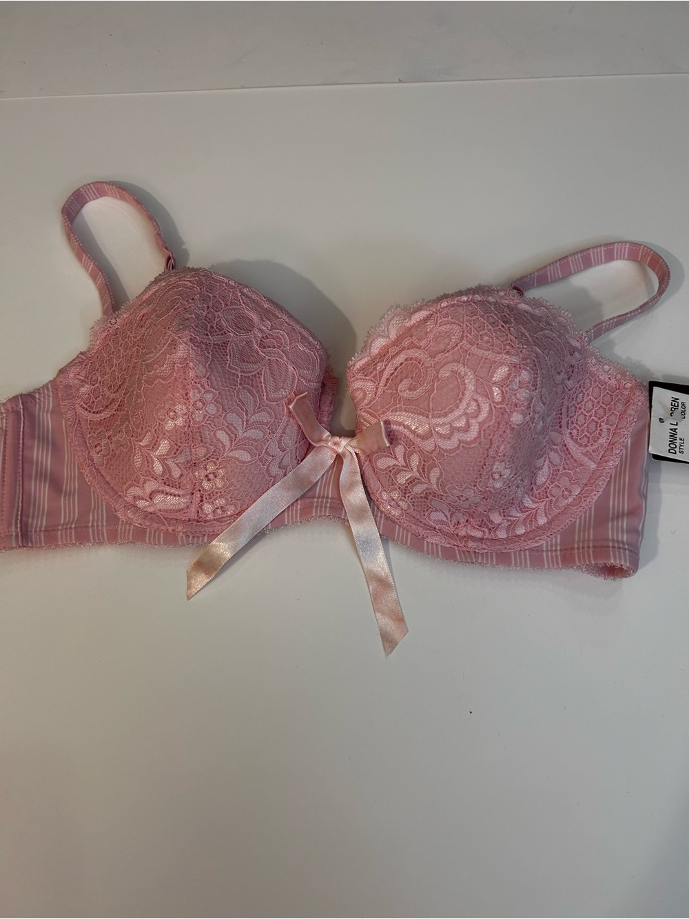 Women's Lace Underwire Bra with Satin Bow in Pink